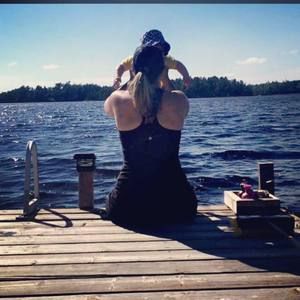 Meet your Posher, Roxy